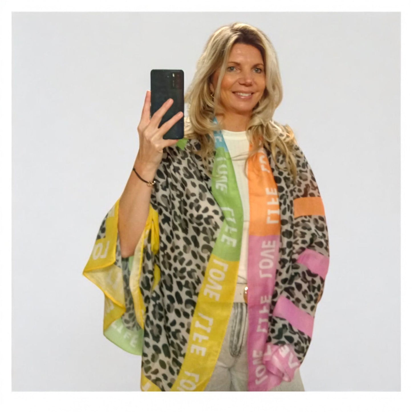 Shawl Beach Grey